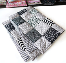 Christmas Personalized Pet Blanket with Name | Custom Handcrafted Patchwork Dog Quilt -CurliTail