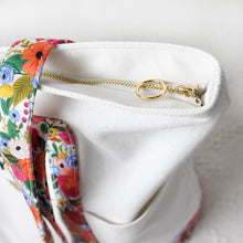 Custom Tote Bags for Pet Moms