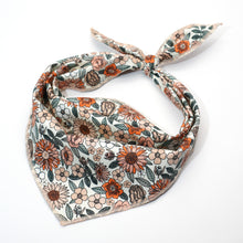 Boho Floral Set: Personalized Flower Collar/Bow collar, Harness, Leash, Poopbag, And Bandana. - CurliTail