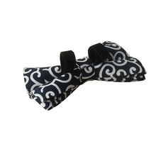 Patterns In Blue: Personalized Collar And Leash - CurliTail