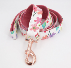 Floral Dog Collars Dog ID Collars Leash Set Personalized Dog Collars Wedding dog collars Beautiful wedding lace collars Curlitail
