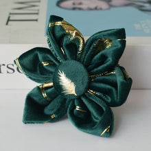 Sparkle With Green: Personalized Pet Flower Collar And Leash - CurliTail