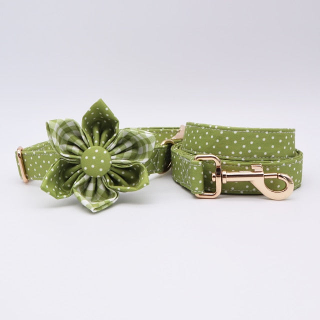 Classic Green Polka Dots Flower Collar And Leash Set: Personalized - CurliTail